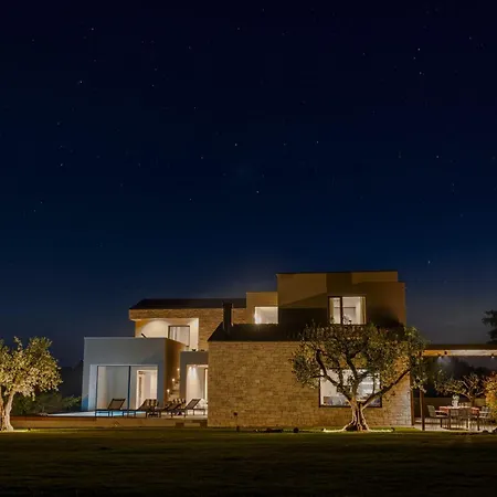 Luxury Deneb With Pool Near Porec Вилла Каштелир