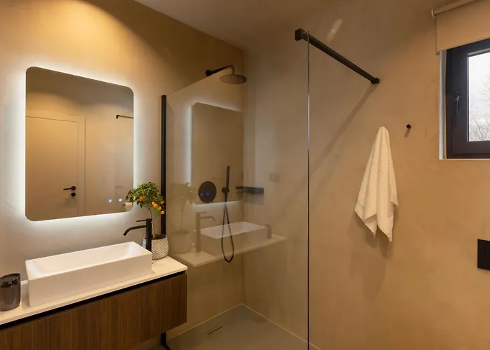 Vila Luxury Deneb With Pool Near Porec Kastelir