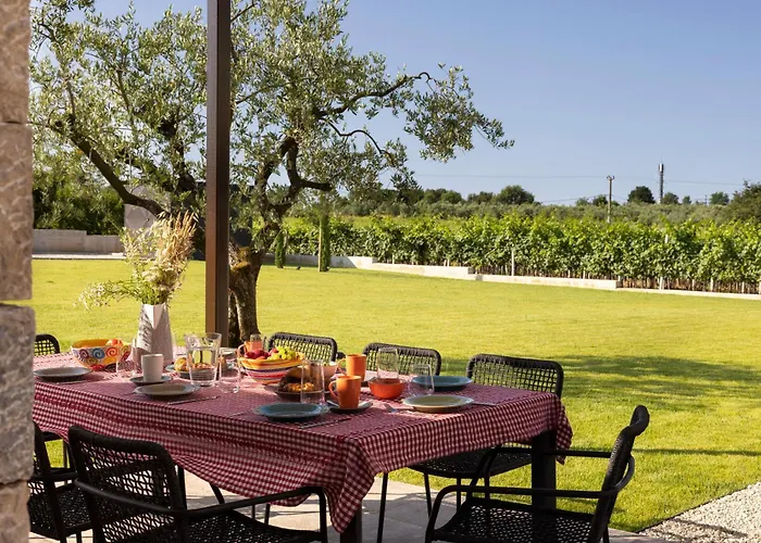 Luxury Deneb With Pool Near Porec Vila Kastelir